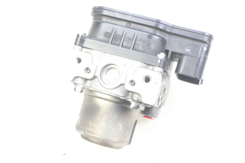 photo de POMPE ABS HONDA FJS SILVERWING SILVER WING 400 (2009 - 2016)
