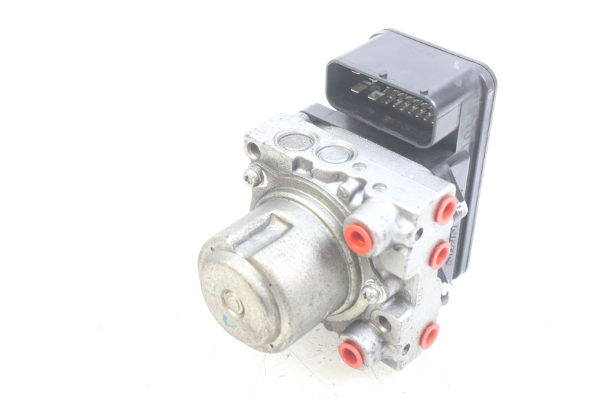 photo de POMPE ABS HONDA FJS SILVERWING SILVER WING 400 (2009 - 2016)