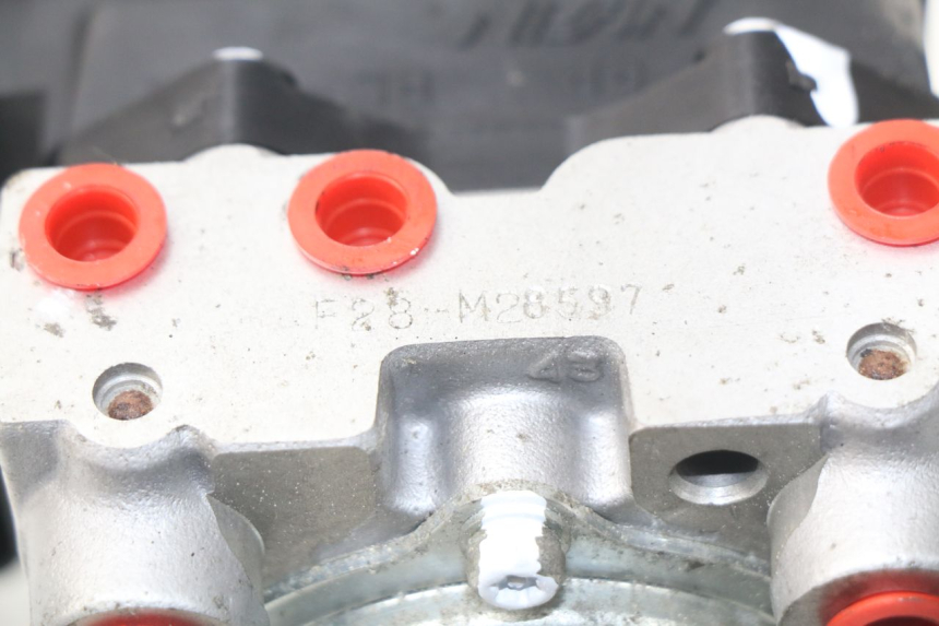 photo de POMPE ABS  HONDA NSS EX FORZA 250 (2008 - 2009)