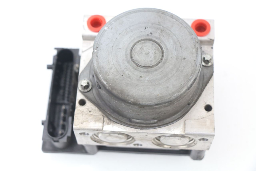 photo de POMPE ABS  HONDA VFR F 1200 (2010 - 2015)