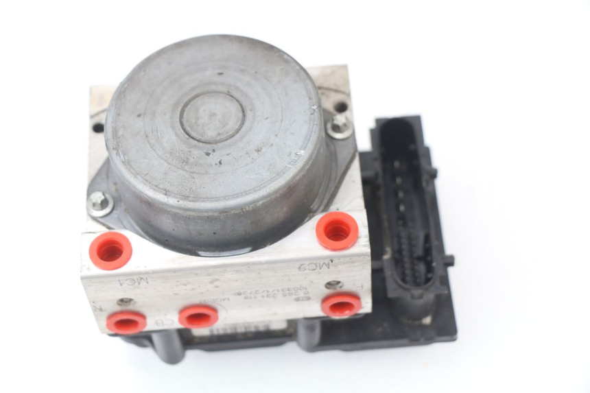 photo de POMPE ABS  HONDA VFR F 1200 (2010 - 2015)