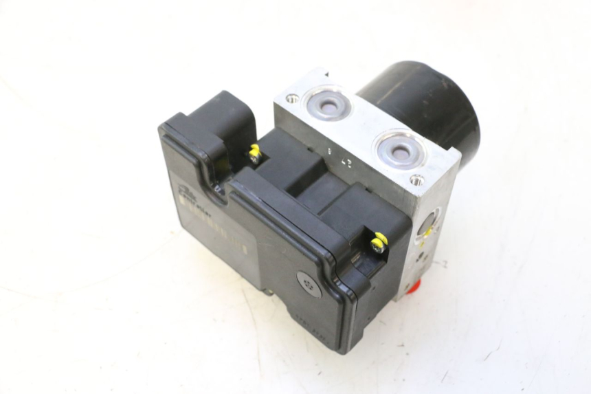 photo de POMPE ABS  PIAGGIO MP3 HPE 530 (2022 - 2026) - Détail de la pièce
