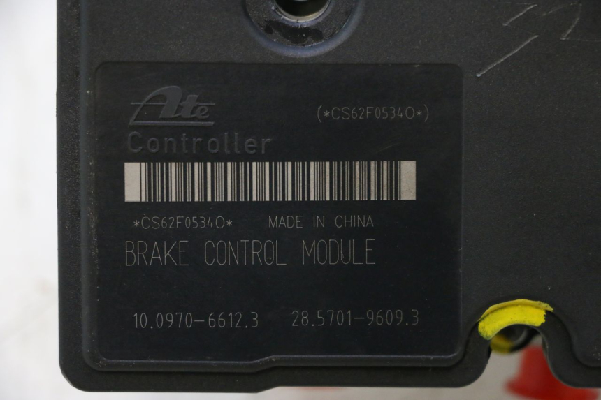photo de POMPE ABS  PIAGGIO MP3 HPE 530 (2022 - 2026) - Vue d’ensemble