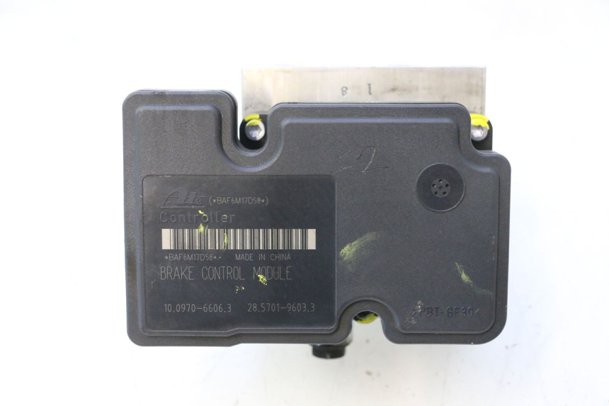 photo de POMPE ABS  PIAGGIO MP3 500 (2016 - 2018) - Zoom état d’usage