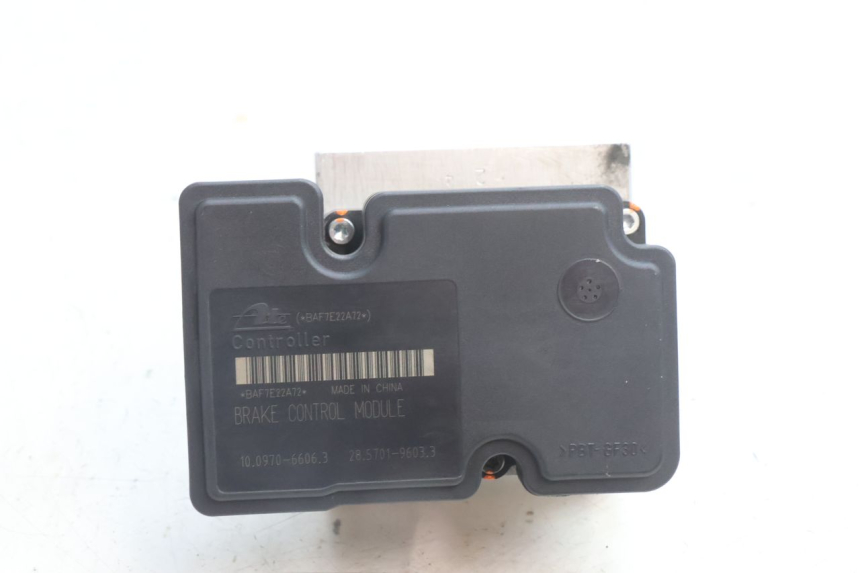 photo de POMPE ABS  PIAGGIO MP3 500 (2016 - 2018) - Vue produit