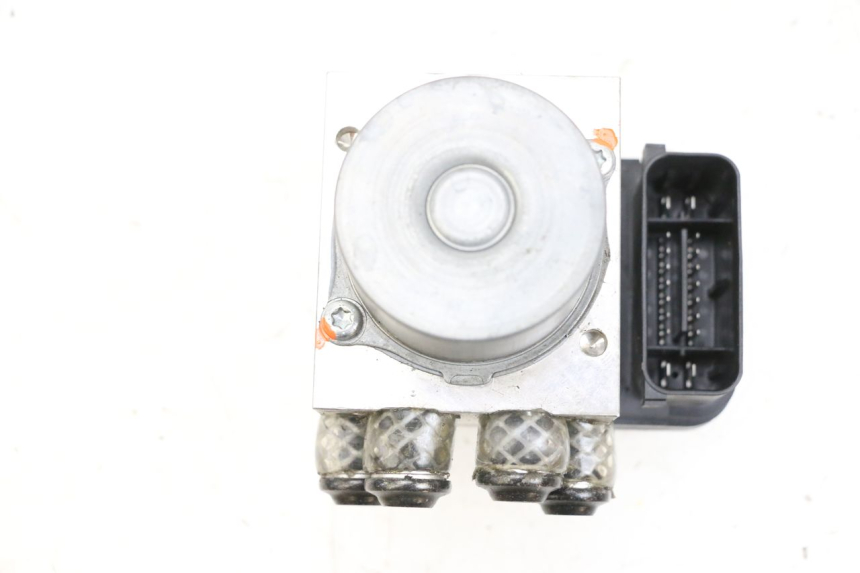 photo de POMPE ABS  YAMAHA MT-07 MT07 ABS 700 (2018 - 2020) - Zoom état d’usage