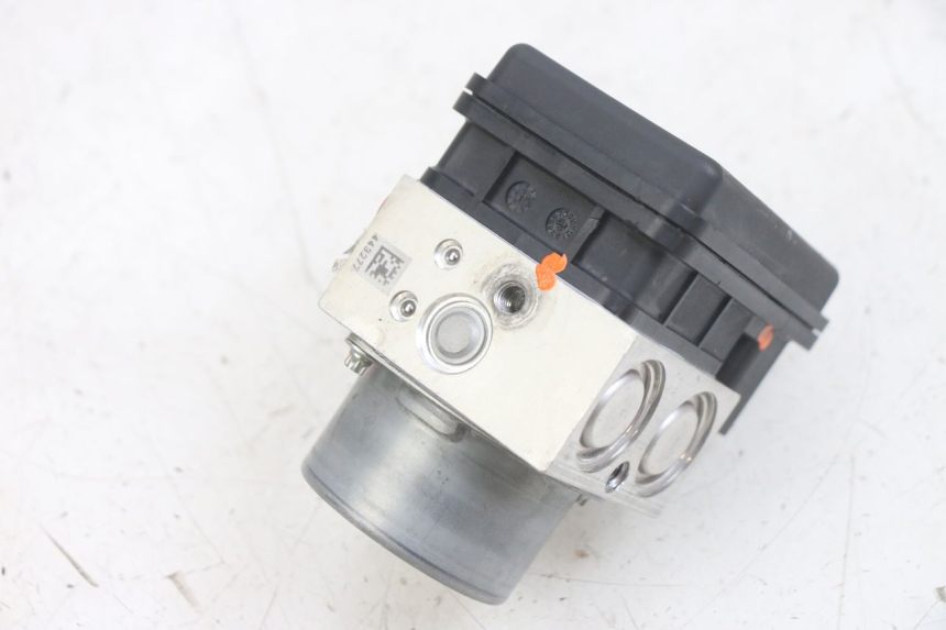 photo de POMPE ABS PIAGGIO MEDLEY 125 (2016 - 2023)