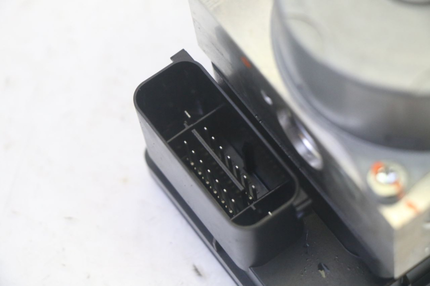 photo de POMPE ABS  BMW R GS 1250 (2021 - 2024) - Points de fixation