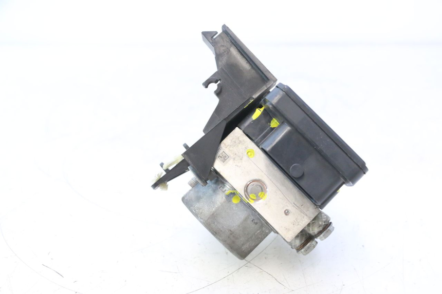 photo de POMPE ABS  HARLEY DAVIDSON ROAD GLIDE FLTRXSE 1920 (2018 - 2022) - Points de fixation