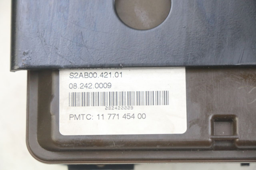 photo de POMPE ABS PEUGEOT SATELIS 125 (2010 - 2012)