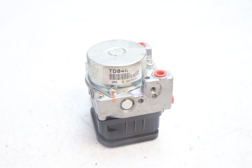 photo de POMPE ABS  PEUGEOT SATELIS 125 (2013 - 2018) - Autre angle de vue