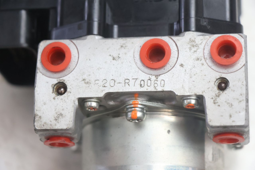 photo de POMPE ABS  PEUGEOT SATELIS 125 (2013 - 2018) - Marquages et références