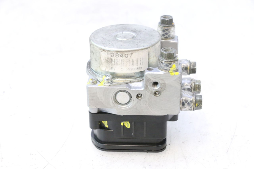 photo de POMPE ABS  PEUGEOT SATELIS 125 (2013 - 2018) - Vue rapprochée