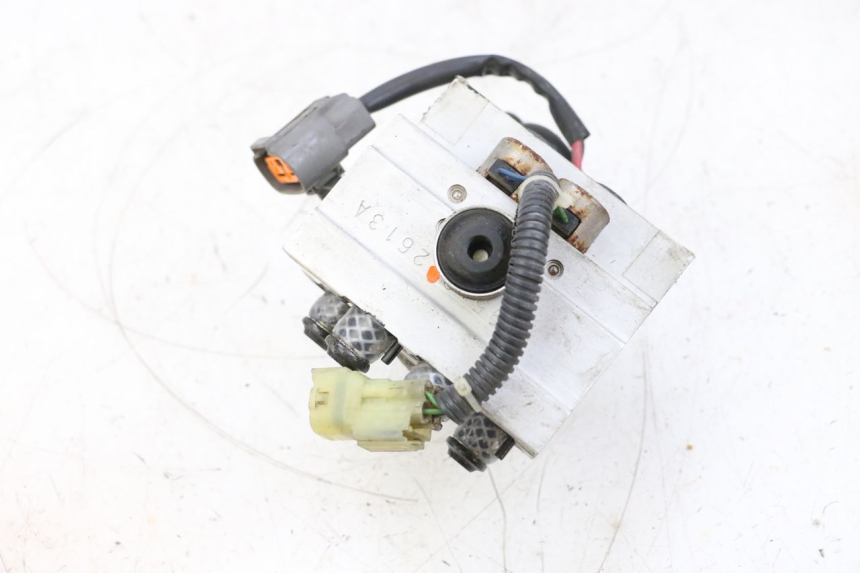 photo de POMPE ABS  YAMAHA TDM ABS 900 (2002 - 2014) - Zoom état d’usage