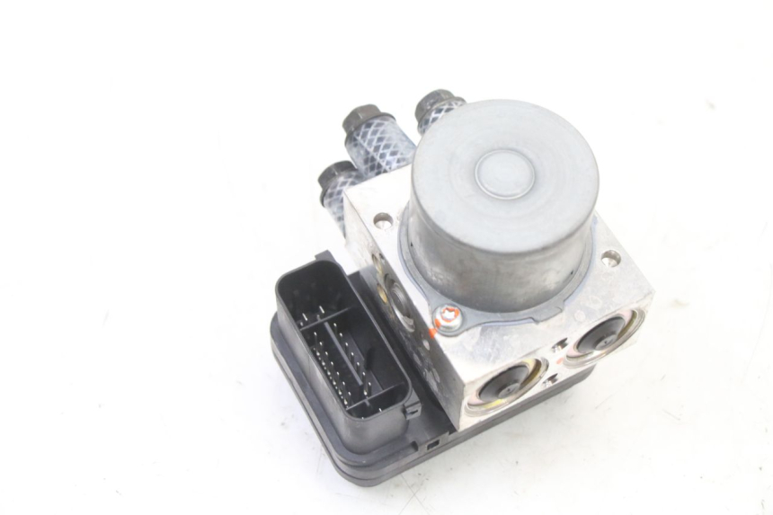 photo de POMPE ABS  YAMAHA TRACER 7 700 (2020 - 2024) - Points de fixation