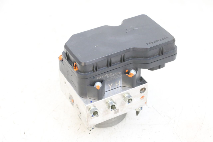 photo de POMPE ABS  YAMAHA TRICITY 300 (2020 - 2024) - Vue principale