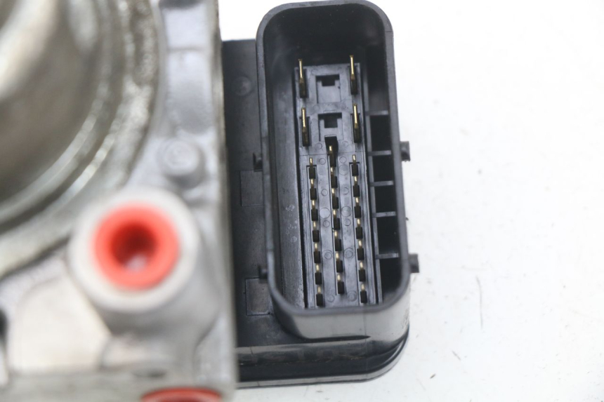 photo de POMPE ABS  TRIUMPH SPRINT ST ABS 1050 (2005 - 2007)