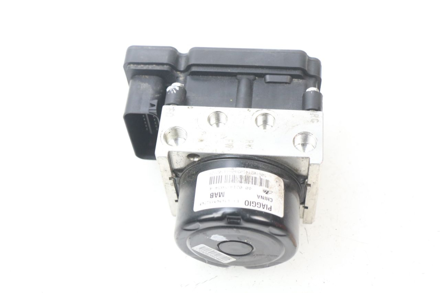 photo de POMPE ABS  PIAGGIO VESPA GTS SUPER IE 125 (2009 - 2016) - Marquages et références