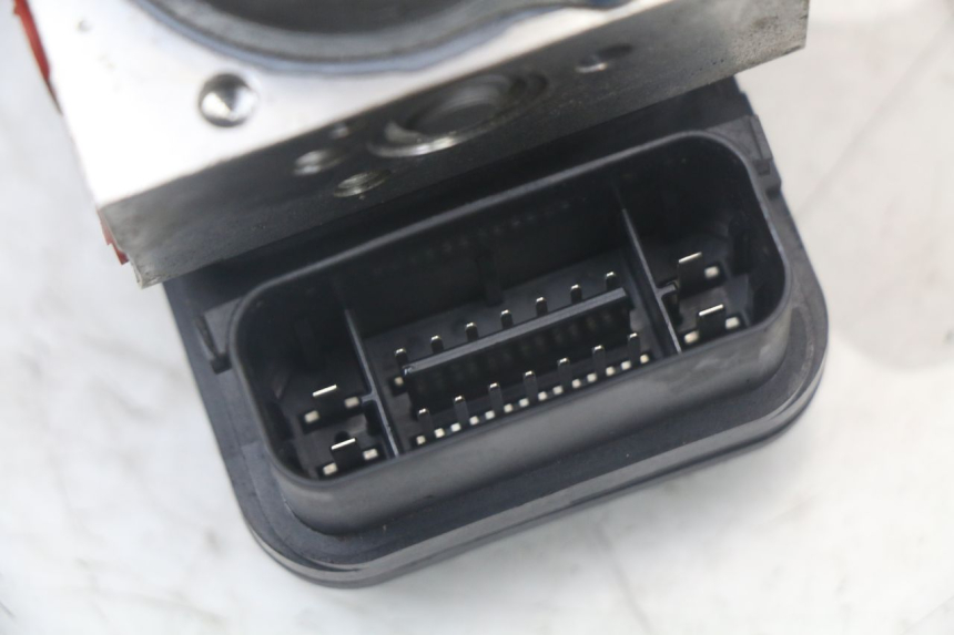 photo de POMPE ABS YAMAHA XMAX X-MAX ABS 125 (2017 - 2020)