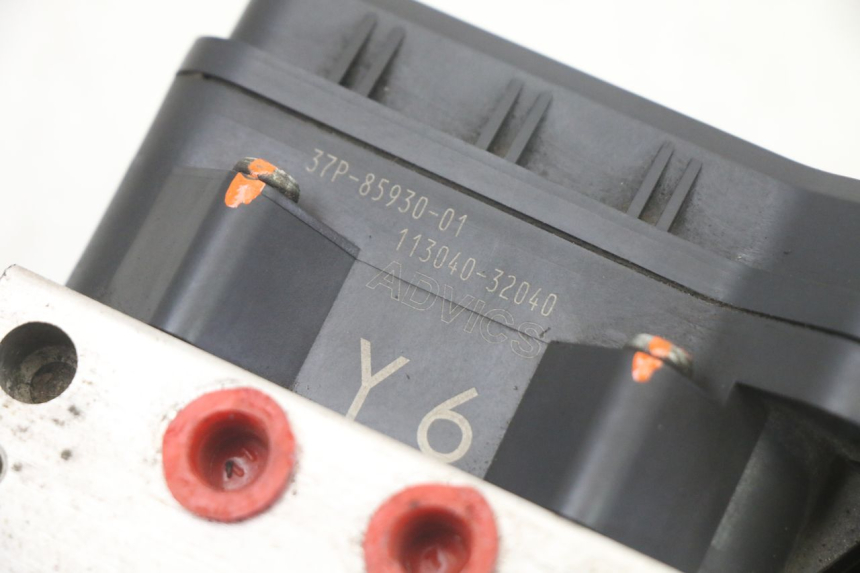 photo de POMPE ABS YAMAHA X-MAX XMAX ABS 250 (2010 - 2012) - Zoom état d’usage