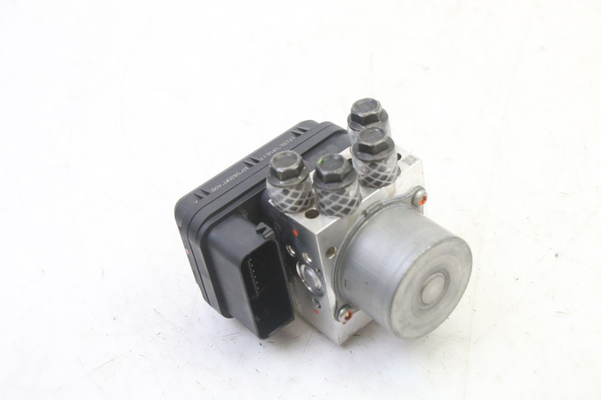 photo de POMPE ABS  YAMAHA XMAX X-MAX 125 (2021 - 2025) - Détail de la pièce