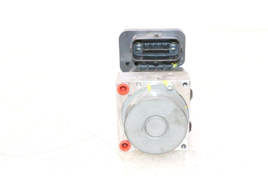 photo de POMPE ABS YAMAHA X-MAX XMAX 125 (2010 - 2013) - Détail de la pièce