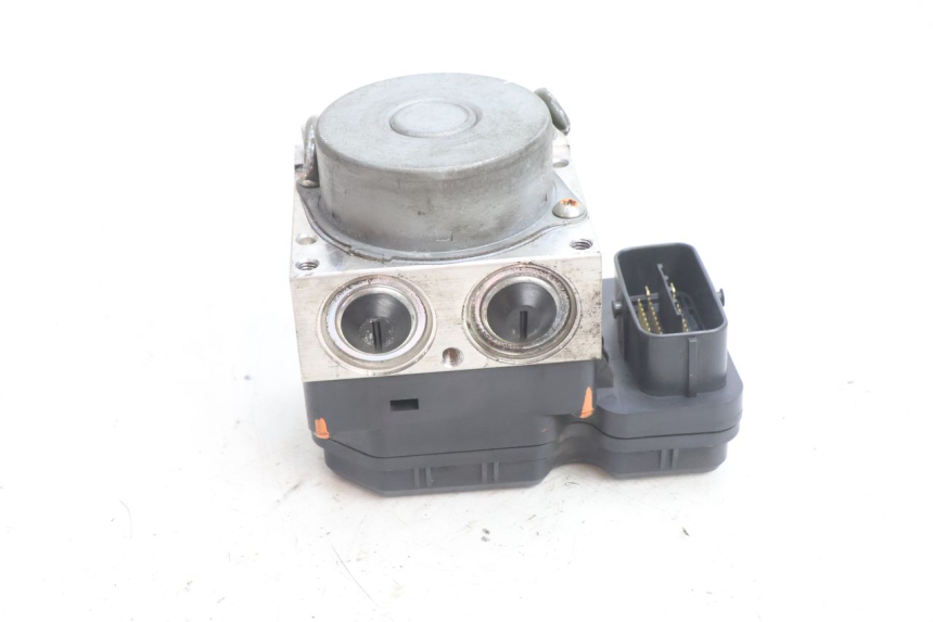 photo de POMPE ABS YAMAHA X-MAX XMAX 125 (2010 - 2013) - État de surface