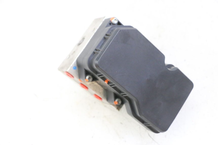photo de POMPE ABS  YAMAHA XJ6 ABS 600 (2008 - 2016)