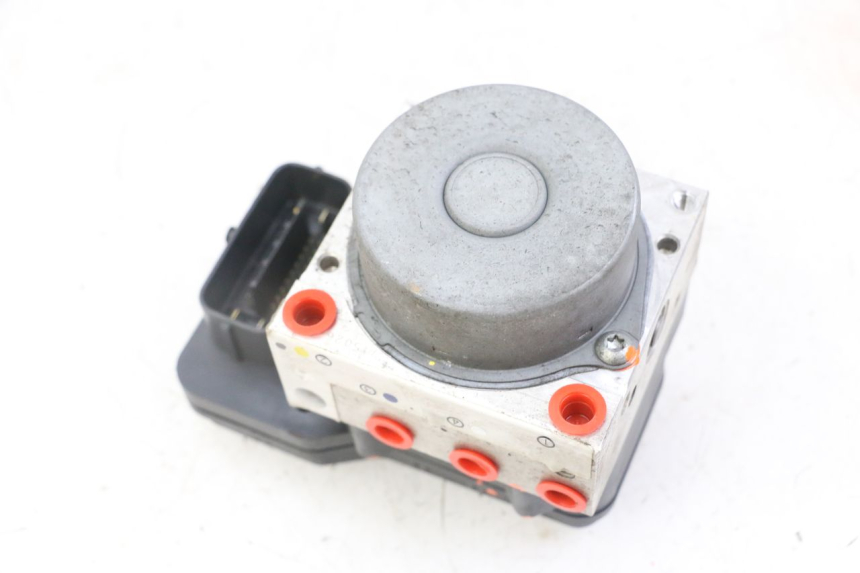 photo de POMPE ABS  YAMAHA XJ6 ABS 600 (2008 - 2016)