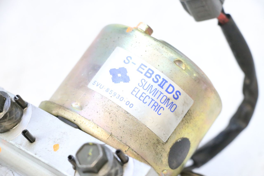 photo de POMPE ABS  YAMAHA XP T-MAX ABS 500 (2005 - 2005) - Détail de la pièce