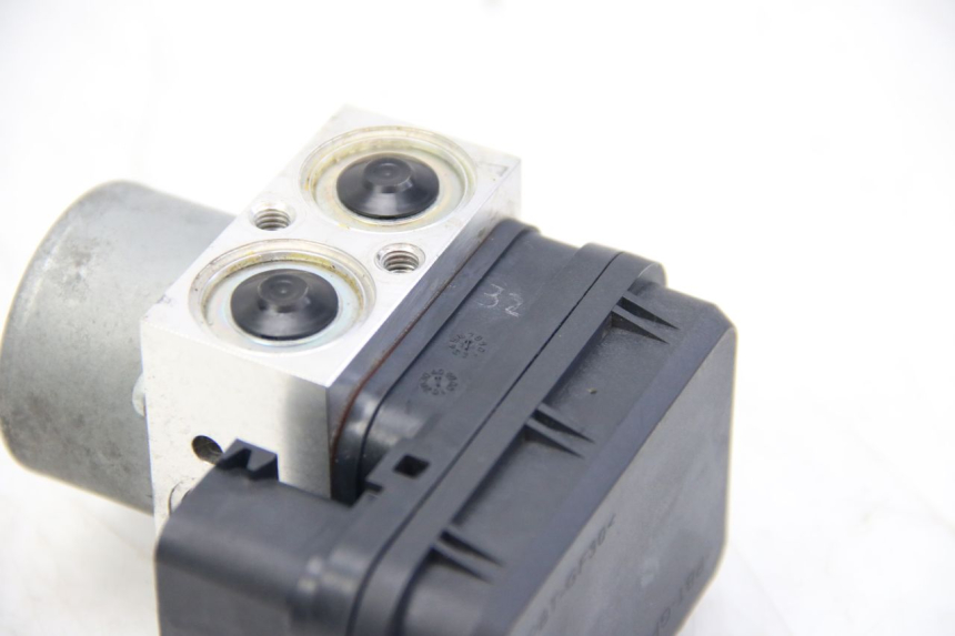 photo de POMPE ABS YAMAHA MT ABS 125 (2014 - 2018)