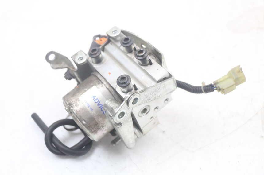 photo de POMPE ABS YAMAHA TDM ABS 900 (2002 - 2014)