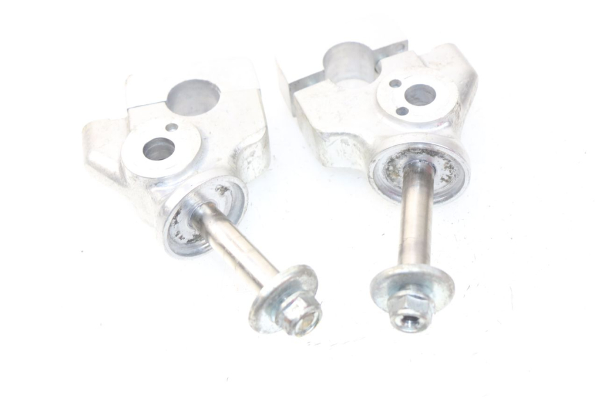 photo de PONTET DE GUIDON HONDA CA REBEL 125 (1995 - 2001)