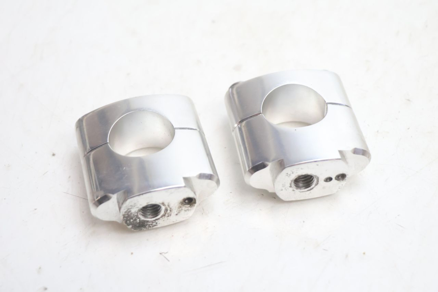 photo de PONTET DE GUIDON HM HONDA CRM DERAPAGE RR 50 (2006 - 2017) - Autre angle de vue