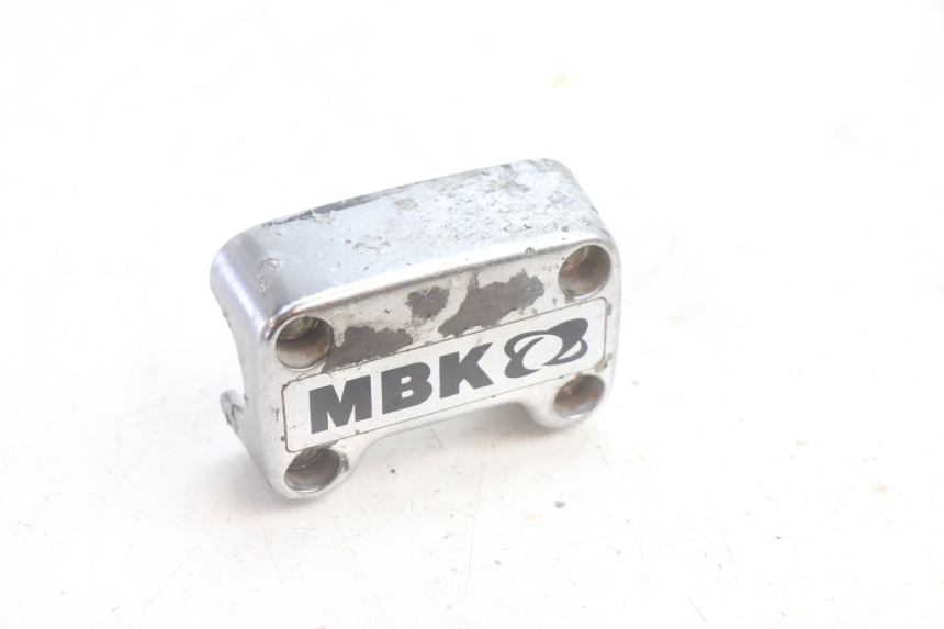 photo de PONTET DE GUIDON MBK DAKOTA 50 (2003 - 2008) - Détail de la pièce
