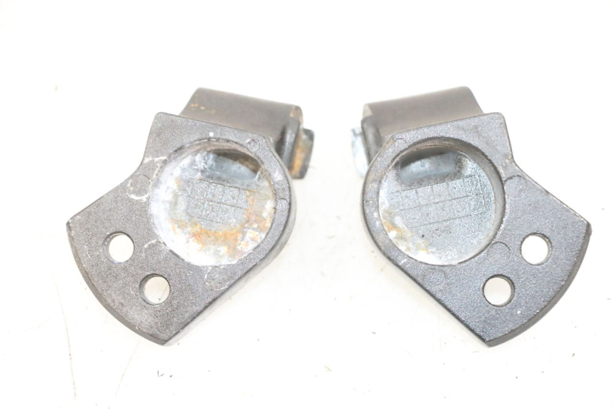 photo de PONTET DE GUIDON KAWASAKI GPX R WARBIRD 600 (1988 - 1993) - Autre angle de vue