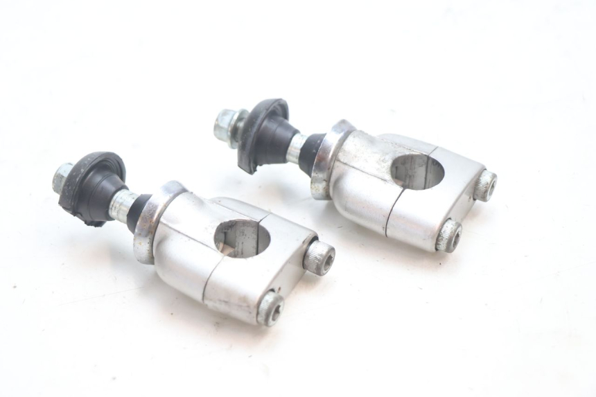 photo de PONTET DE GUIDON SUZUKI GSF N BANDIT 1200 (2001 - 2005) - Vue principale