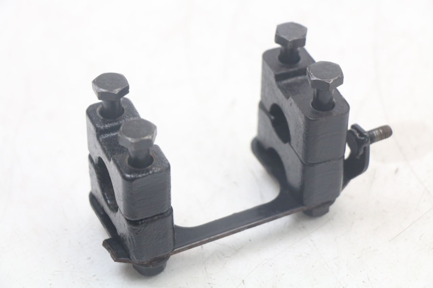 photo de PONTET DE GUIDON HYTRACK ST 170 (2020 - 2024)