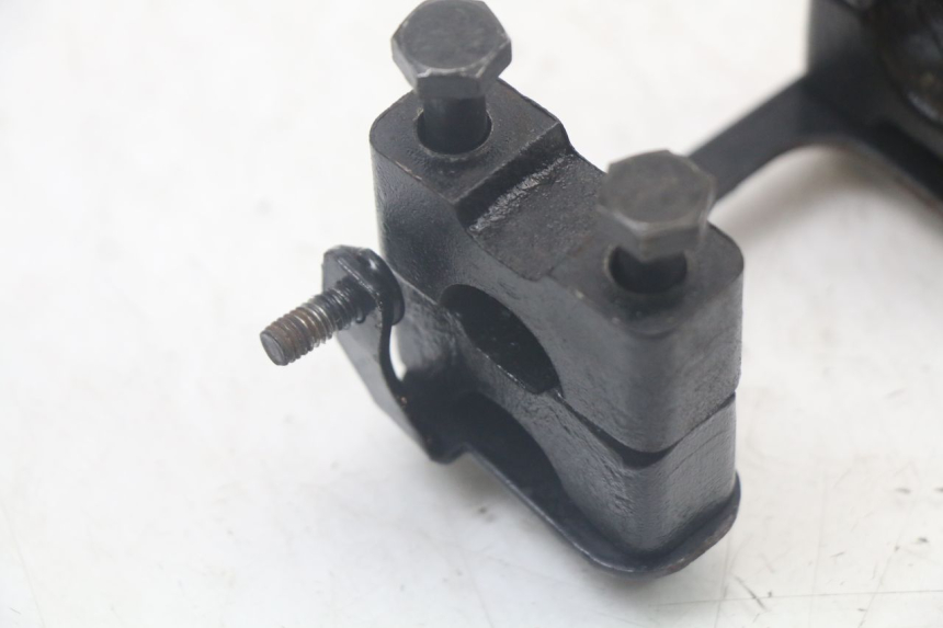 photo de PONTET DE GUIDON HYTRACK ST 170 (2020 - 2024)