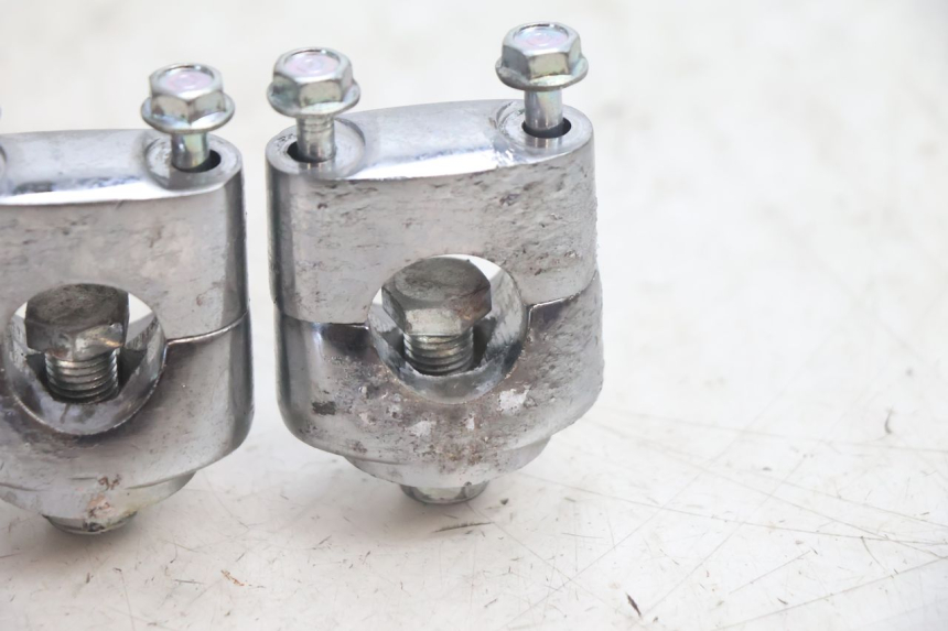 photo de PONTET DE GUIDON JM MOTORS OLDIES 4T 50 (2020 - 2026) - Autre angle de vue