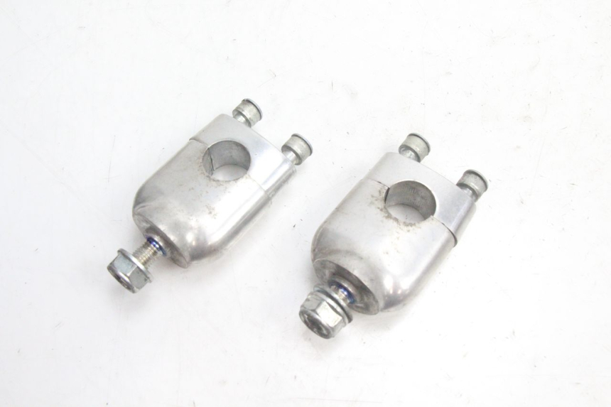 photo de PONTET DE GUIDON HONDA PCX (JF28) 125 (2009 - 2011) - Vue principale