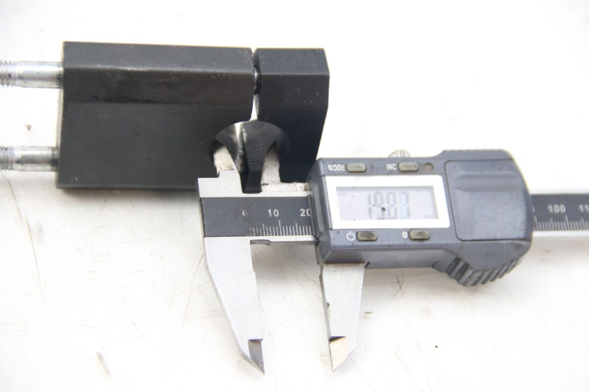 photo de PONTET DE GUIDON APOLLO RFZ 125