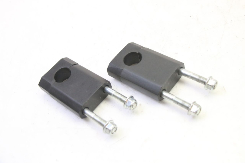 photo de PONTET DE GUIDON APOLLO RFZ 125