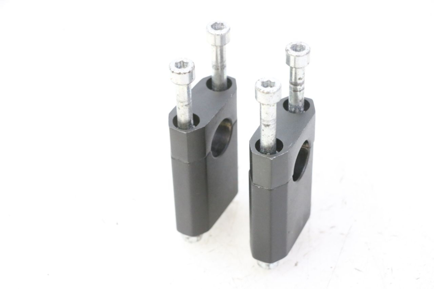 photo de PONTET DE GUIDON APOLLO RFZ 125