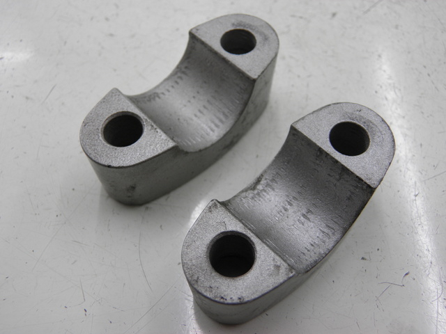 photo de PONTET DE GUIDON SUZUKI GSF S BANDIT 600 (2000 - 2004)