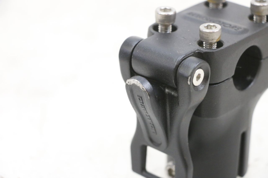 photo de PONTET DE GUIDON DUALTRON VICTOR LIMITED 1