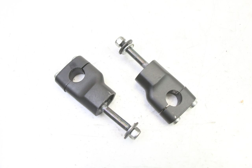 photo de PONTET DE GUIDON YAMAHA XJ6 ABS 600 (2008 - 2016)