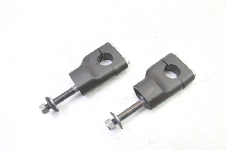 photo de PONTET DE GUIDON YAMAHA XJ6 ABS 600 (2008 - 2016)