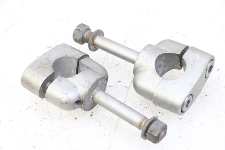 photo de PONTET DE GUIDON YAMAHA XJN DIVERSION 600 (2000 - 2003)