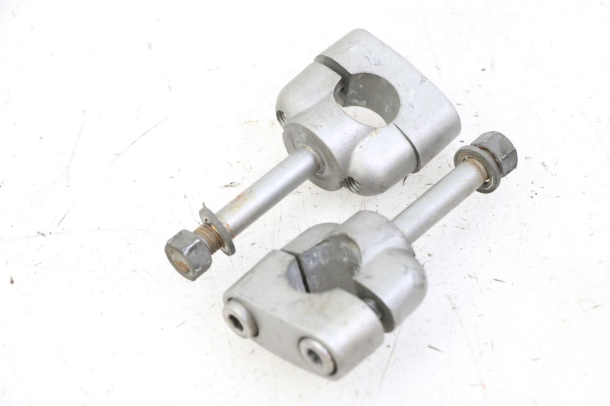 photo de PONTET DE GUIDON YAMAHA XJN DIVERSION 600 (2000 - 2003)